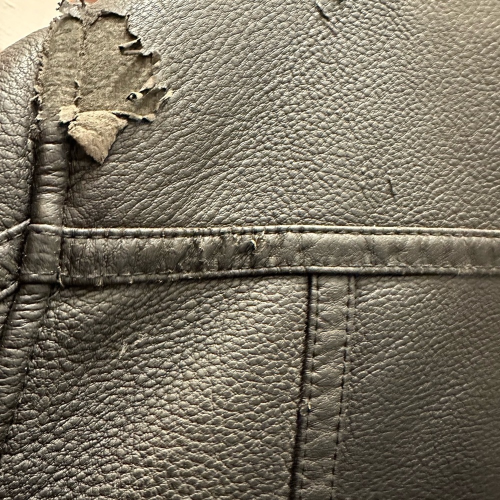 Calvin Klein Men’s black Faux leather faux fur grey jacket size Medium - Picture 9 of 15